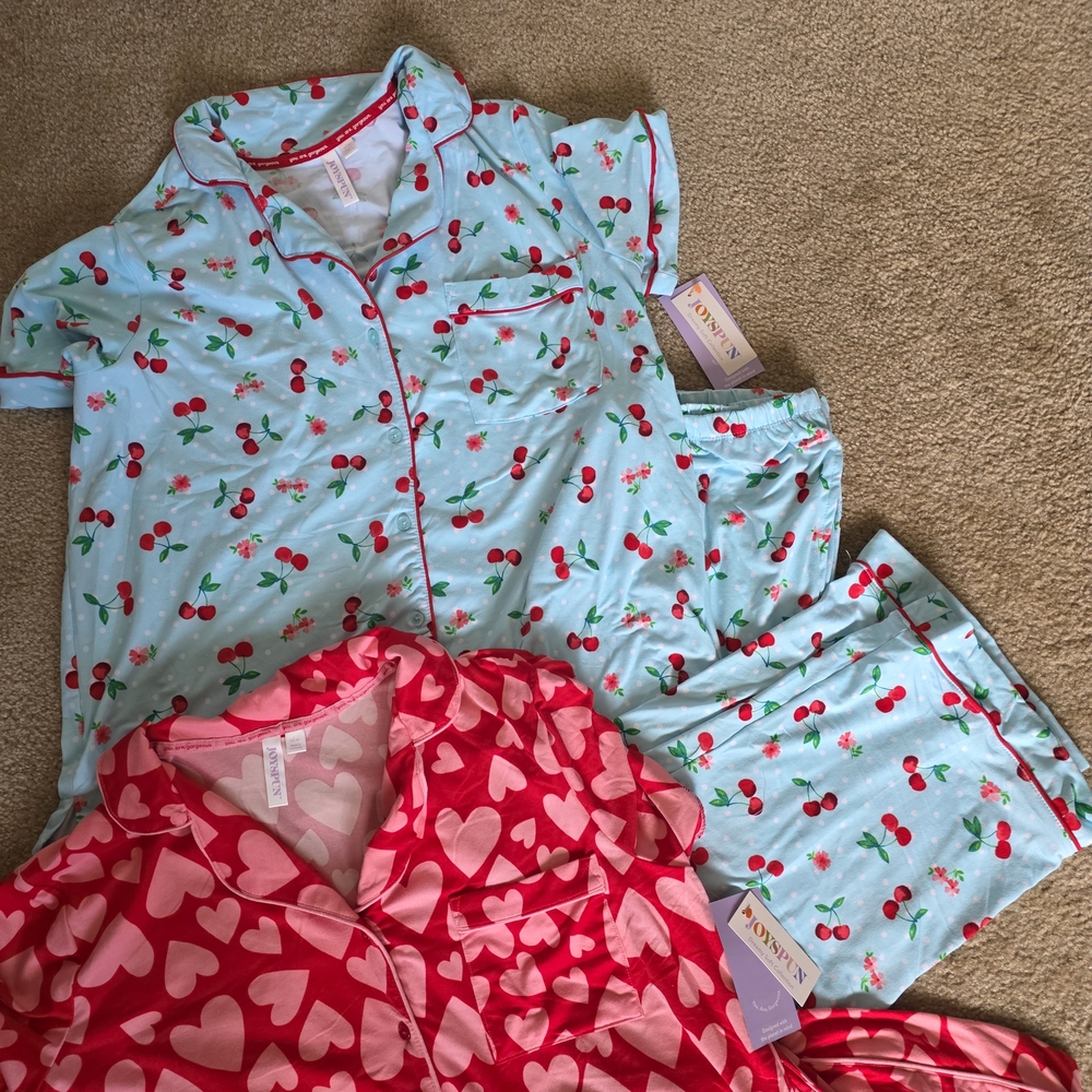 Womens Heart & Cherry Pajama Set — Pink Hearts & Blue W/ Cherries Cropped Pants - Picture 3 of 8